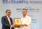  মন্ত্রী সাহেব প্রশংসা একটু কম কইরেন, স্বাস্থ্যমন্ত্রীকে প্রধানমন্ত্রী