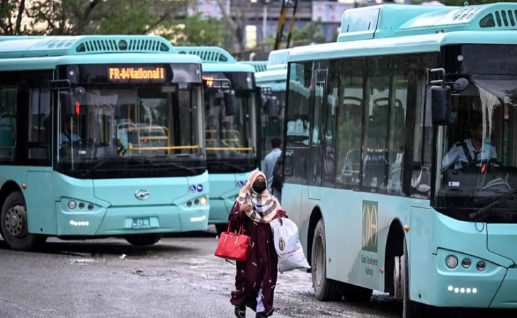 ইসলামাবাদে সব গণপরিবহনের ভাড়া ফ্রি ঘোষণা