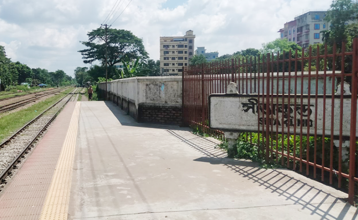 সীতাকুণ্ডে বাড়বকুণ্ড স্টেশনে ট্রেনে কাটা পড়ে এক ব্যক্তির মৃত্যু 