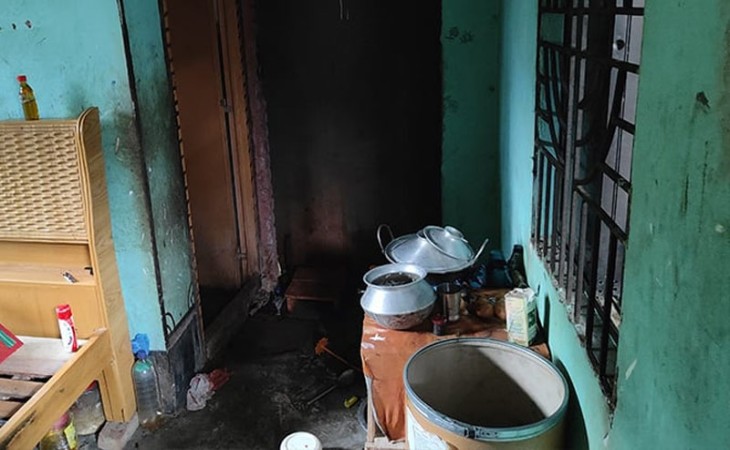 চুলা জ্বালাতেই বিস্ফোরণ, শিশুসহ একই পরিবারের ৫ জন দগ্ধ 