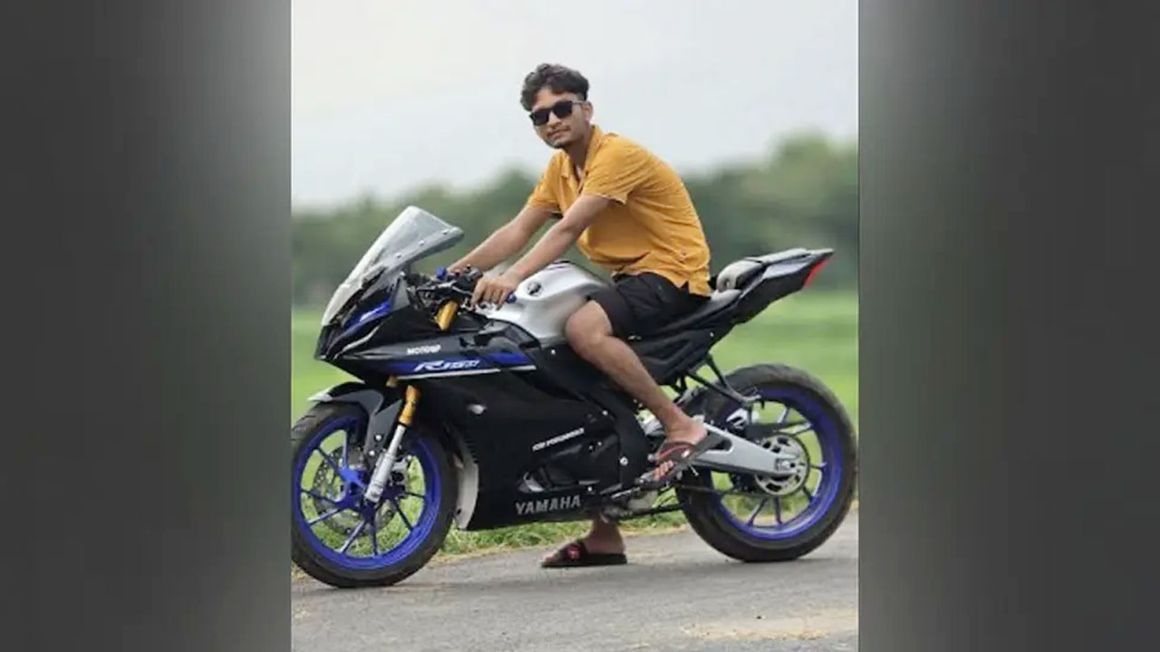 জেদ করে কেনা মোটরসাইকেলেই এসএসসি পরীক্ষার্থীর মৃত্যু