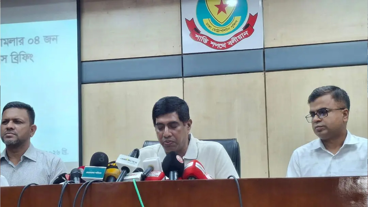 বড় স্ক্রিনে ফুটবল বিশ্বকাপের খেলা দেখার স্থানে নজরদারি করবে ডিবি