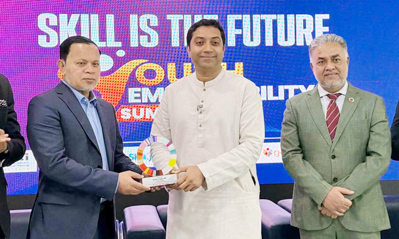 শিক্ষার্থীদের উদ্ভাবনী প্রকল্পে পুরস্কারের ঘোষণা গণশিক্ষা প্রতিমন্ত্রীর