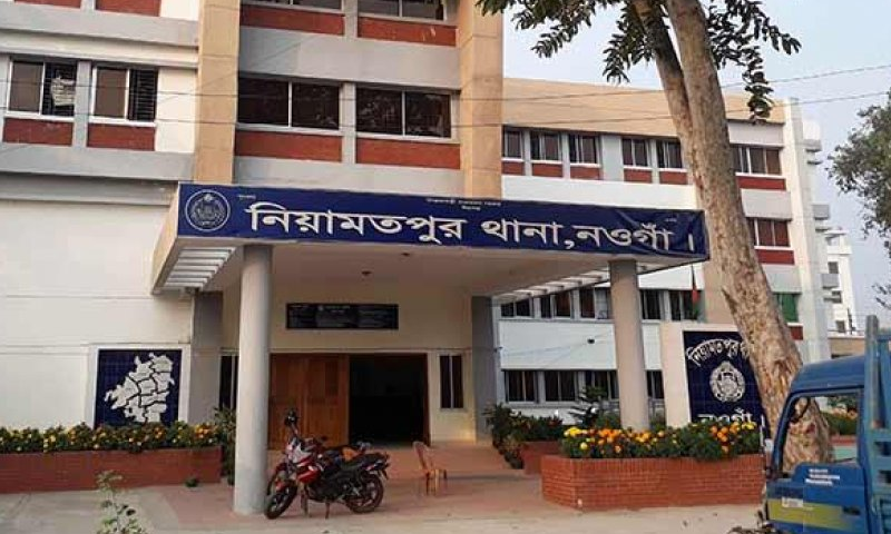 নওগাঁয় একই পরিবারের ৪ জনকে গলা কেটে হত্যা, ভগ্নিপতি ও দুই ভাগ্নে আটক