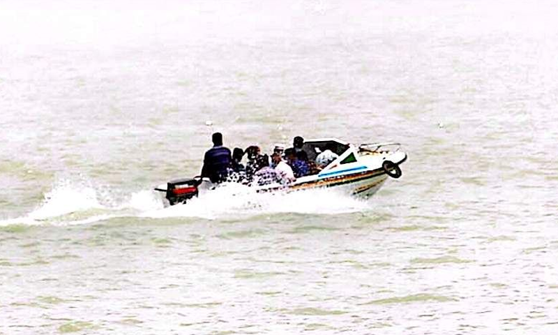 জ্বালানির মূল্যবৃদ্ধিতে সরকারি ঘোষণার আগেই চট্টগ্রামে বেড়েছে নৌ ভাড়া