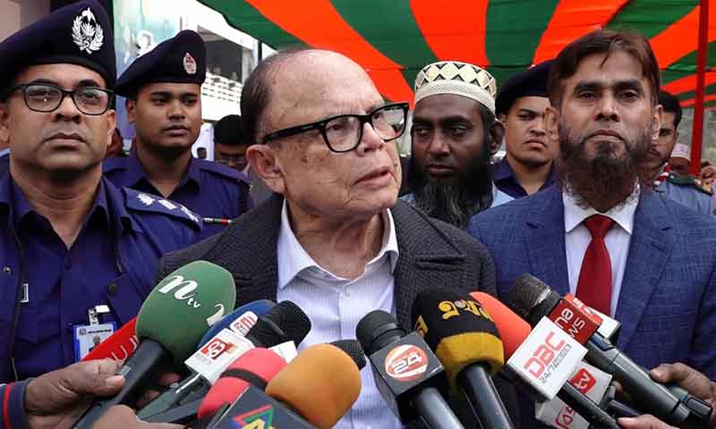 নির্বাচনে বিঘ্ন ঘটাতে আমরা দেব না: ভূমি  উপদেষ্টা