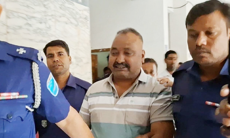 কেরানীগঞ্জে অগ্নিকাণ্ডের ঘটনায় বিএনপি নেতা ইমান মাস্তান গ্রেফতার