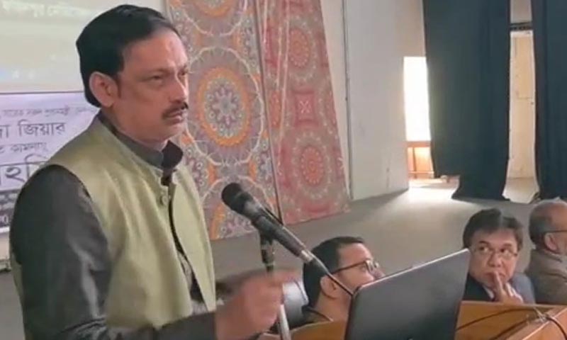 ফরিদপুর মেডিকেলে ছাত্রদল রাজনীতি করতে না পারলে কলেজ বন্ধের হুমকি