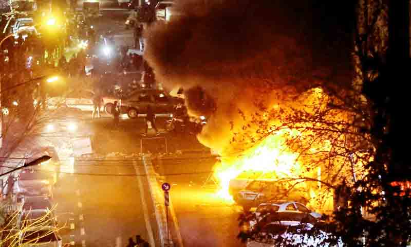 ইরানের সরকারবিরোধী বিক্ষোভে নিহত অন্তত ২০০০