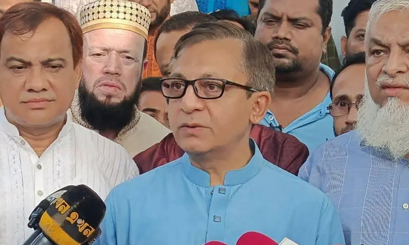 জ্বালানি নিয়ে আতঙ্কের কোনো পরিস্থিতি তৈরি হয়নি: বাণিজ্যমন্ত্রী