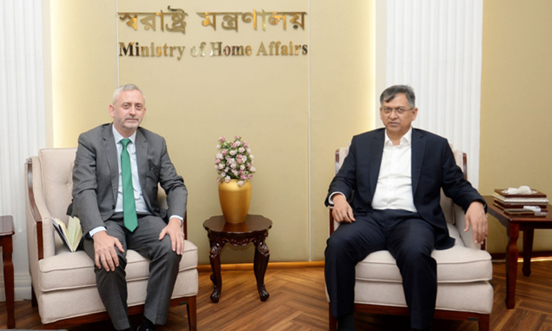 সরকার বিচার বিভাগের পূর্ণ স্বাধীনতা নিশ্চিতে দৃঢ়প্রতিজ্ঞ: স্বরাষ্ট্রমন্ত্রী 