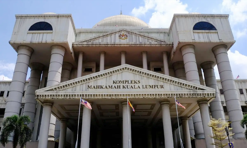 স্ত্রী আছে জানার পর প্রেমিকের পুরুষাঙ্গ কেটে দিলেন বাংলাদেশি নারী