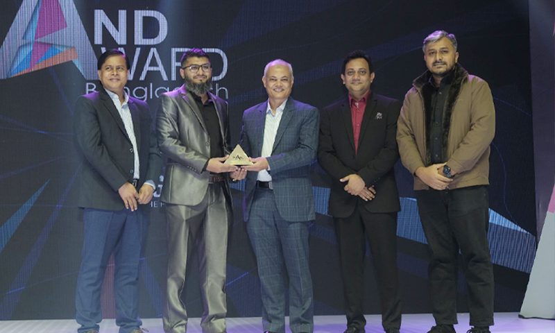 টানা সপ্তমবারের মতো বেস্ট ব্র্যান্ড অ্যাওয়ার্ড পেলো এসএমসি ওরস্যালাইন