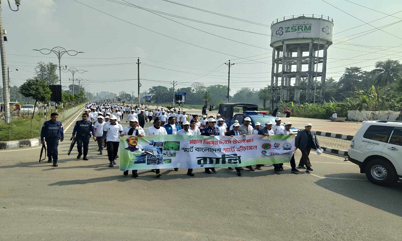 পটুয়াখালীতে ‘স্মার্ট বাংলাদেশ, স্মার্ট ক্রীড়াঙ্গন’ শোভাযাত্রা