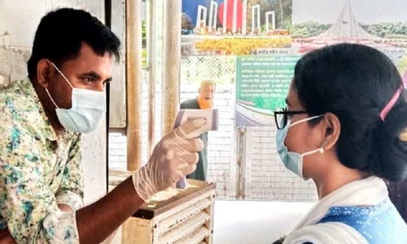 বেনাপোল ইমিগ্রেশনে যাত্রীদের করোনা পরীক্ষা শুরু 