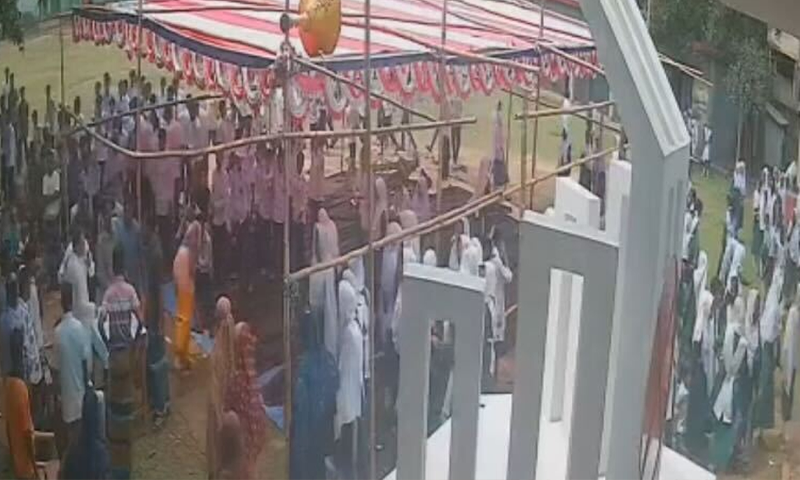 দাওয়াত না পেয়ে বিদ্যালয়ে তালা, বিএনপির ৬ নেতা আজীবন বহিষ্কার