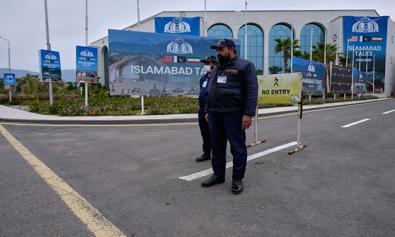 ইরান ইস্যুতে আলোচনার জন্য পাকিস্তানে পৌঁছেছে মার্কিন প্রতিনিধিদল