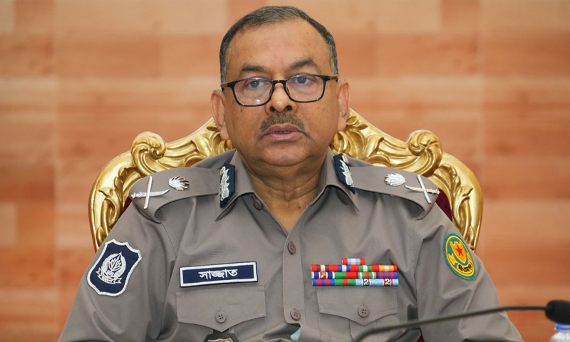 স্বাভাবিক পরিস্থিতি বজায় রেখেই জননিরাপত্তা নিশ্চিত করতে হবে: ডিএমপি