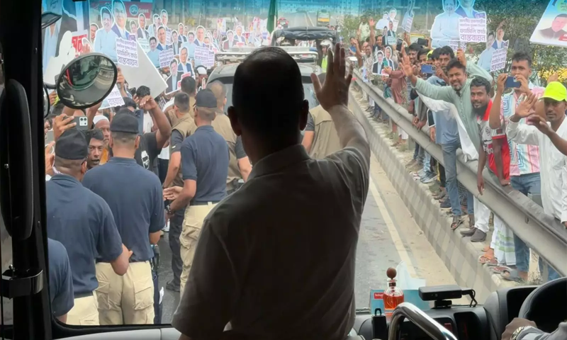 বগুড়ার পথে প্রধানমন্ত্রী তারেক রহমান