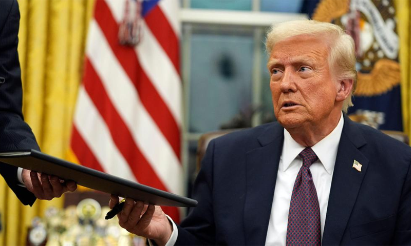 ইরানের সঙ্গে অনির্দিষ্টকালের জন্য যুদ্ধবিরতির মেয়াদ বাড়ানোর ঘোষণা ট্রাম্পের